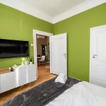The Artist - 1bedroom In Center Appartement *