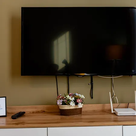 The Artist - 1bedroom In Center *