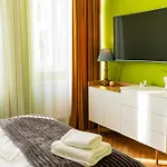 The Artist - 1bedroom In Center *