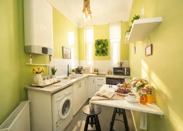 Апартаменты The Artist - 1bedroom In Center *